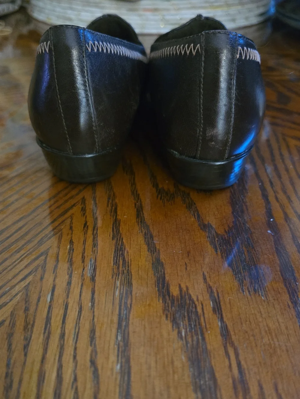 Munro American Brown Leather Flats